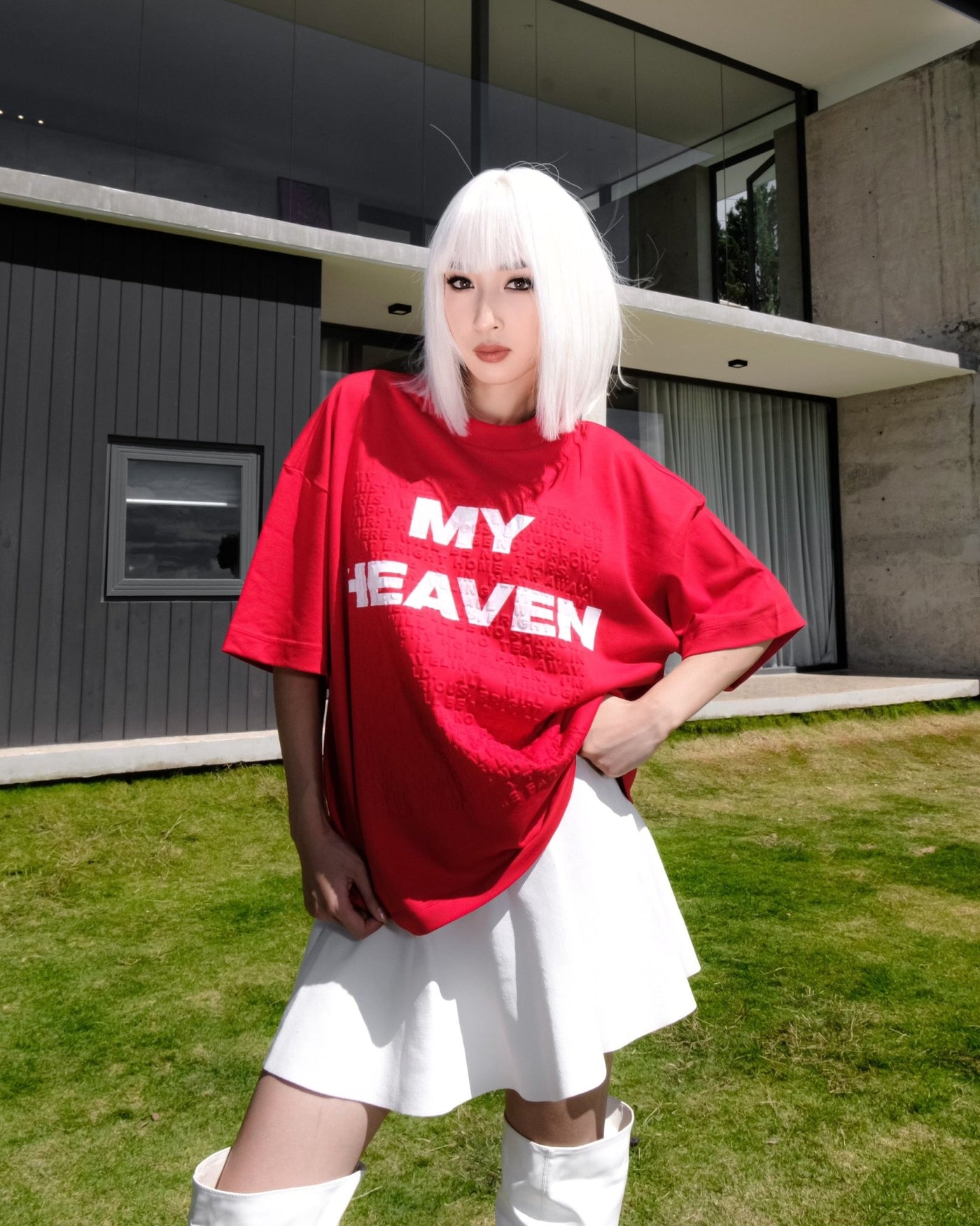 TOBI Heaven Embossed T-shirt - Red - TOBI