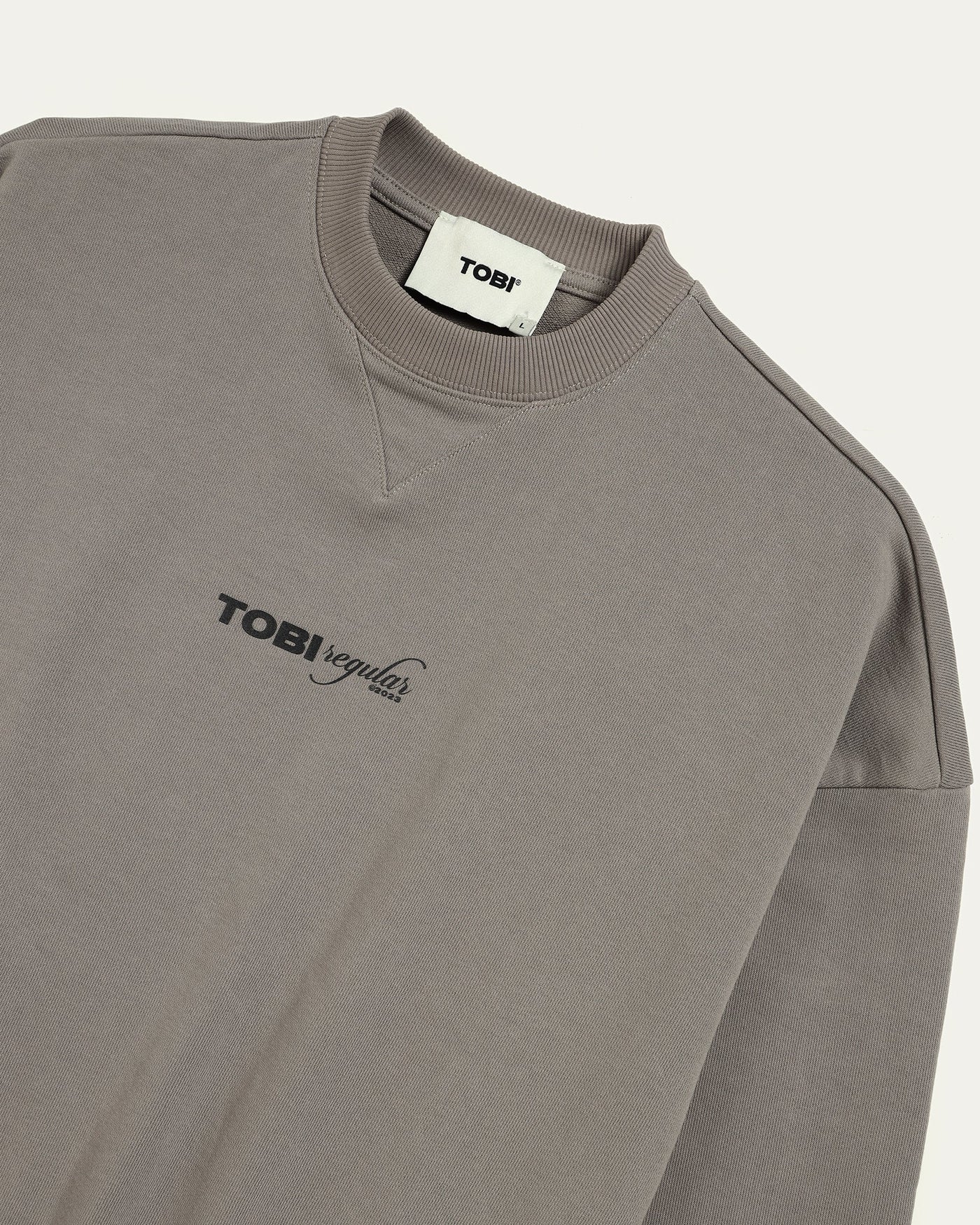 TOBI Regular Sweater - Cement - TOBI